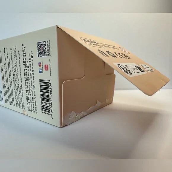 Pop Mart Labubu Green QuQu Have a Seat Authentic NIB - Picture 5 of 5